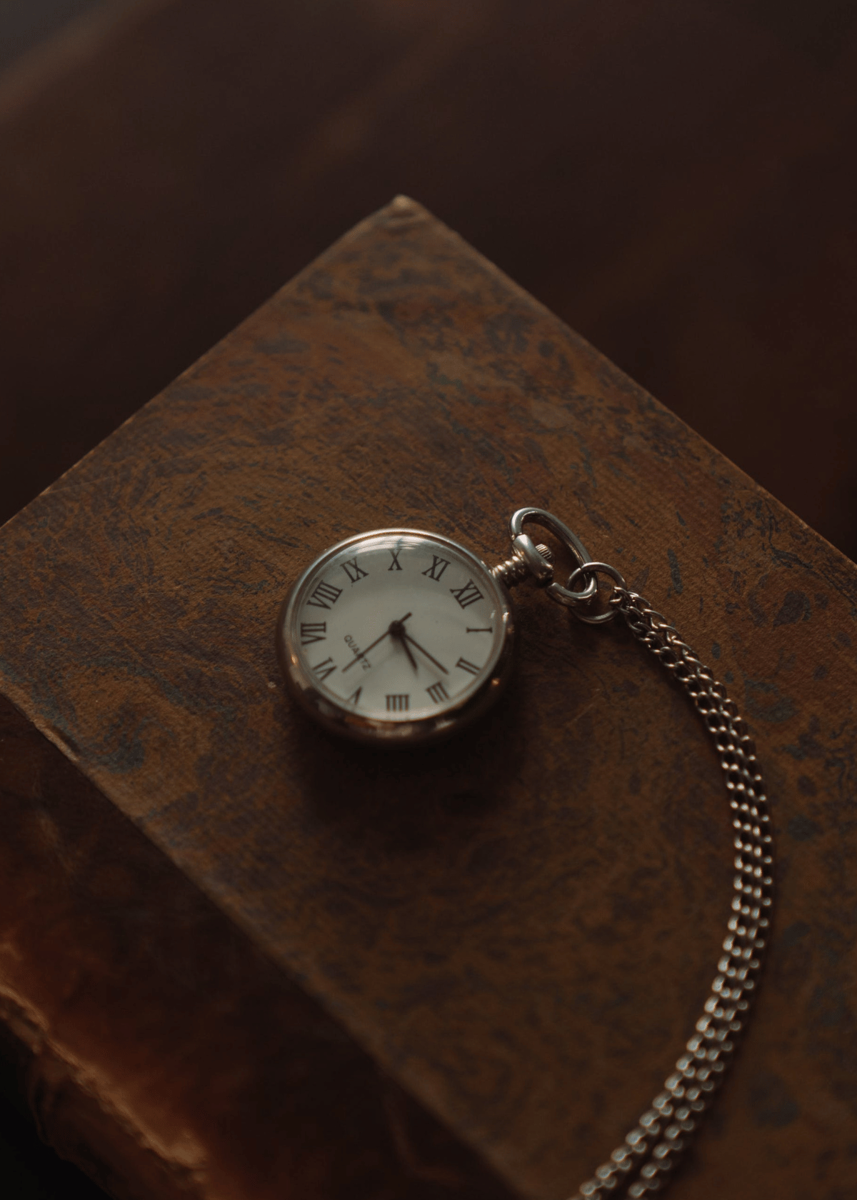 The Ultimate Guide to the Best Field Watches for Outdoor Enthusiasts